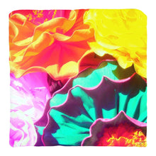 Flores Throw Pillow
